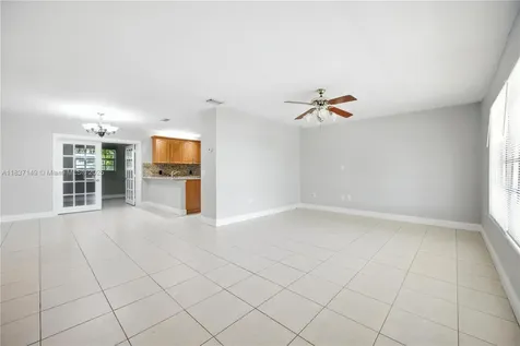 9540 NW 25th Street Sunrise FL 33322