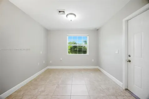 9540 NW 25th Street Sunrise FL 33322