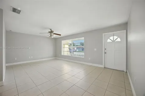 9540 NW 25th Street Sunrise FL 33322