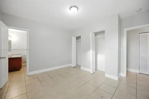 2020 NW 185th Terrace Miami Gardens FL 33056