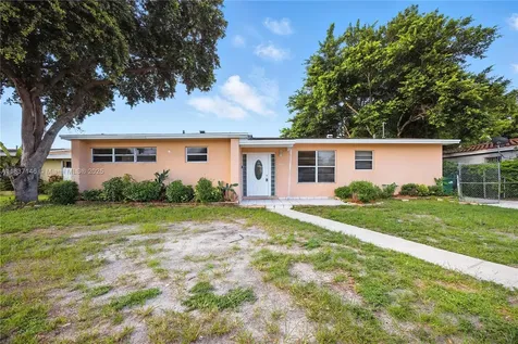 2020 NW 185th Terrace Miami Gardens FL 33056