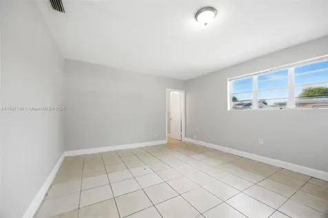 2020 NW 185th Terrace Miami Gardens FL 33056