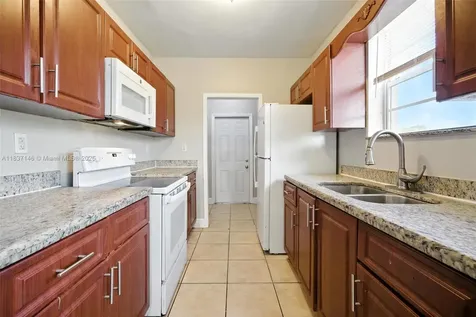 2020 NW 185th Terrace Miami Gardens FL 33056