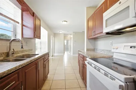 2020 NW 185th Terrace Miami Gardens FL 33056