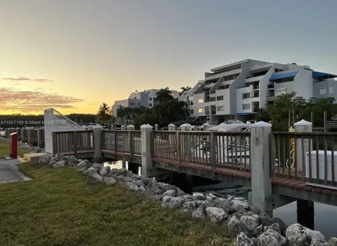 400 Kings Point Drive Sunny Isles Beach FL 33160
