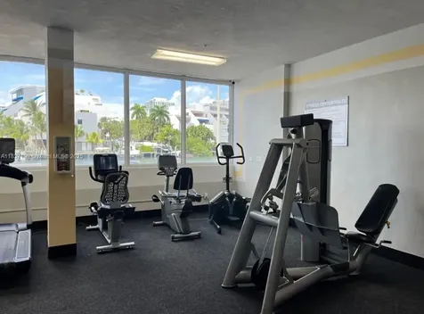 400 Kings Point Drive Sunny Isles Beach FL 33160