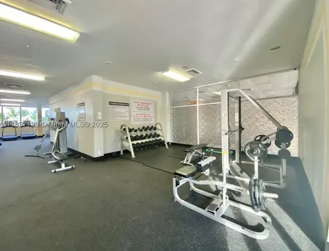 400 Kings Point Drive Sunny Isles Beach FL 33160