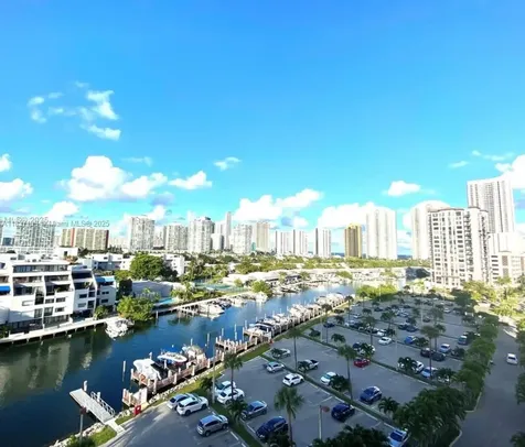 400 Kings Point Drive Sunny Isles Beach FL 33160