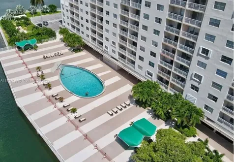 400 Kings Point Drive Sunny Isles Beach FL 33160