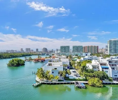 400 Kings Point Drive Sunny Isles Beach FL 33160