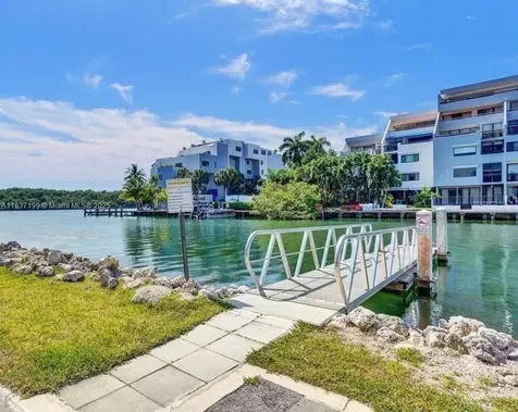 400 Kings Point Drive Sunny Isles Beach FL 33160