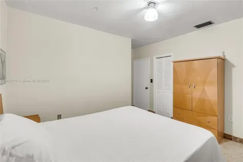 201 NW 14th Avenue Miami FL 33125