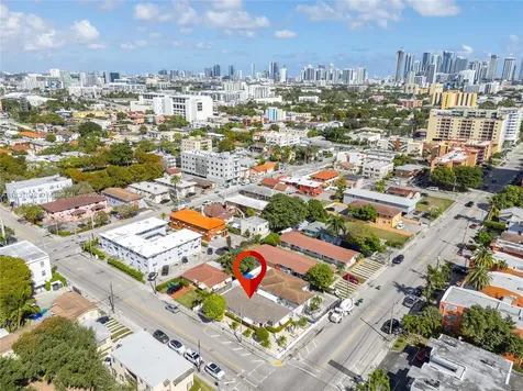 201 NW 14th Avenue Miami FL 33125