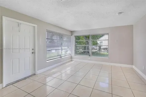 1609 S 23rd Avenue Hollywood FL 33020