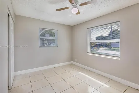 1609 S 23rd Avenue Hollywood FL 33020
