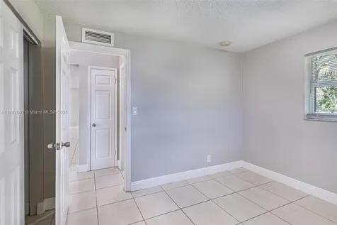 1609 S 23rd Avenue Hollywood FL 33020