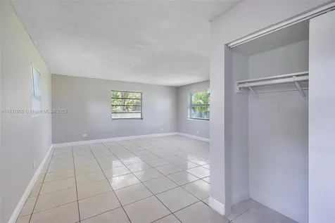1609 S 23rd Avenue Hollywood FL 33020