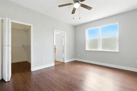 8899 NW 169th Terrace Hialeah FL 33018