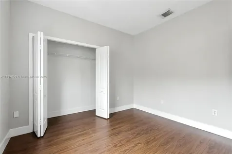 8899 NW 169th Terrace Hialeah FL 33018