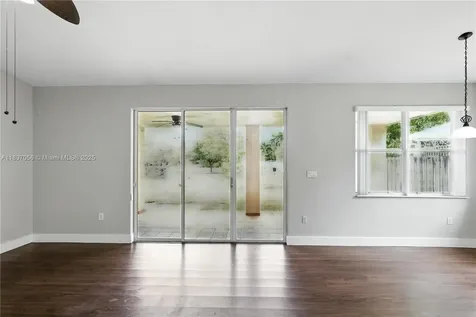 8899 NW 169th Terrace Hialeah FL 33018