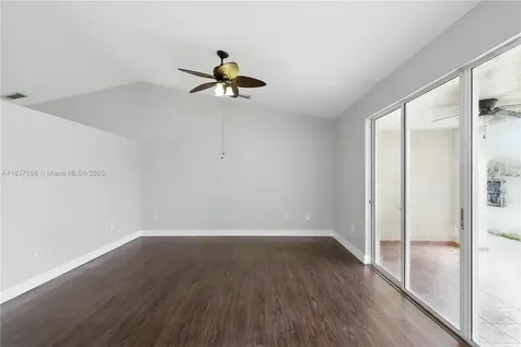 8899 NW 169th Terrace Hialeah FL 33018