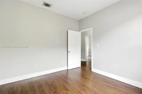 8899 NW 169th Terrace Hialeah FL 33018