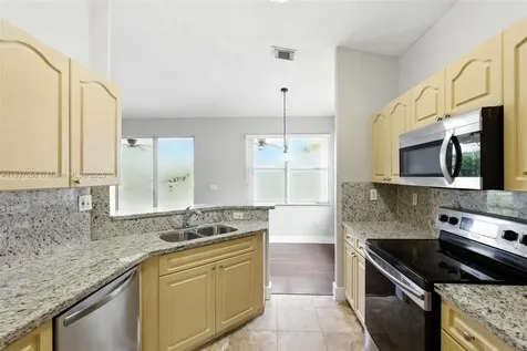 8899 NW 169th Terrace Hialeah FL 33018