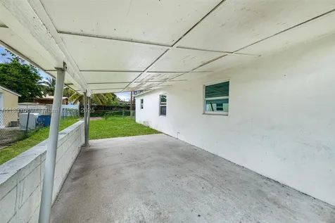 2569 NW 61st Avenue Margate FL 33063