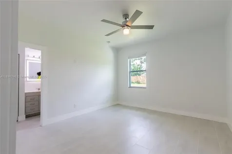 323 Garfield Avenue NE Lake Placid FL 33852
