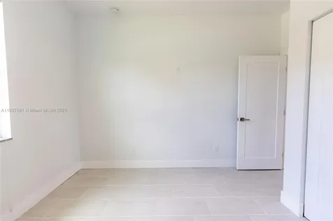 323 Garfield Avenue NE Lake Placid FL 33852