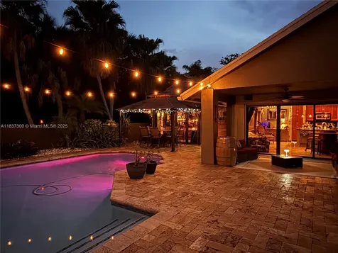 8878 SW 59th Street Cooper City FL 33328