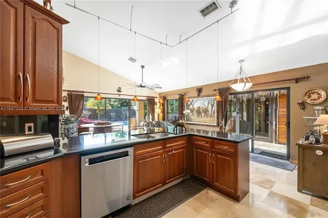 8878 SW 59th Street Cooper City FL 33328