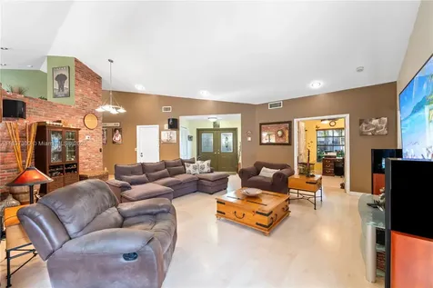 8878 SW 59th Street Cooper City FL 33328