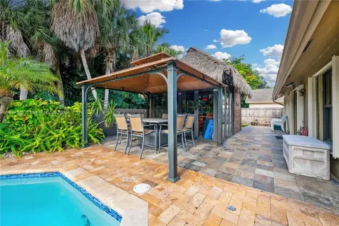 8878 SW 59th Street Cooper City FL 33328