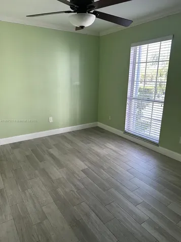 661 N University Drive Pembroke Pines FL 33024