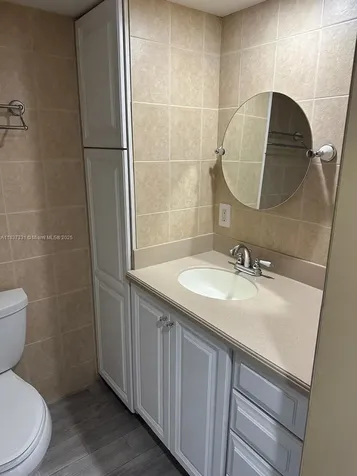 661 N University Drive Pembroke Pines FL 33024