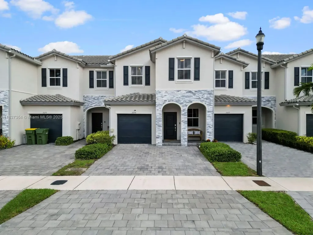 2675 SE 13th Street Homestead FL 33035