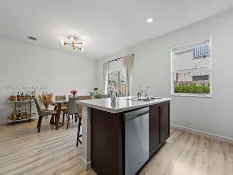 2675 SE 13th Street Homestead FL 33035