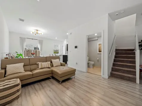 2675 SE 13th Street Homestead FL 33035