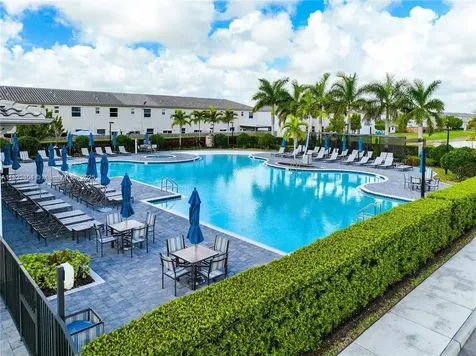 2675 SE 13th Street Homestead FL 33035