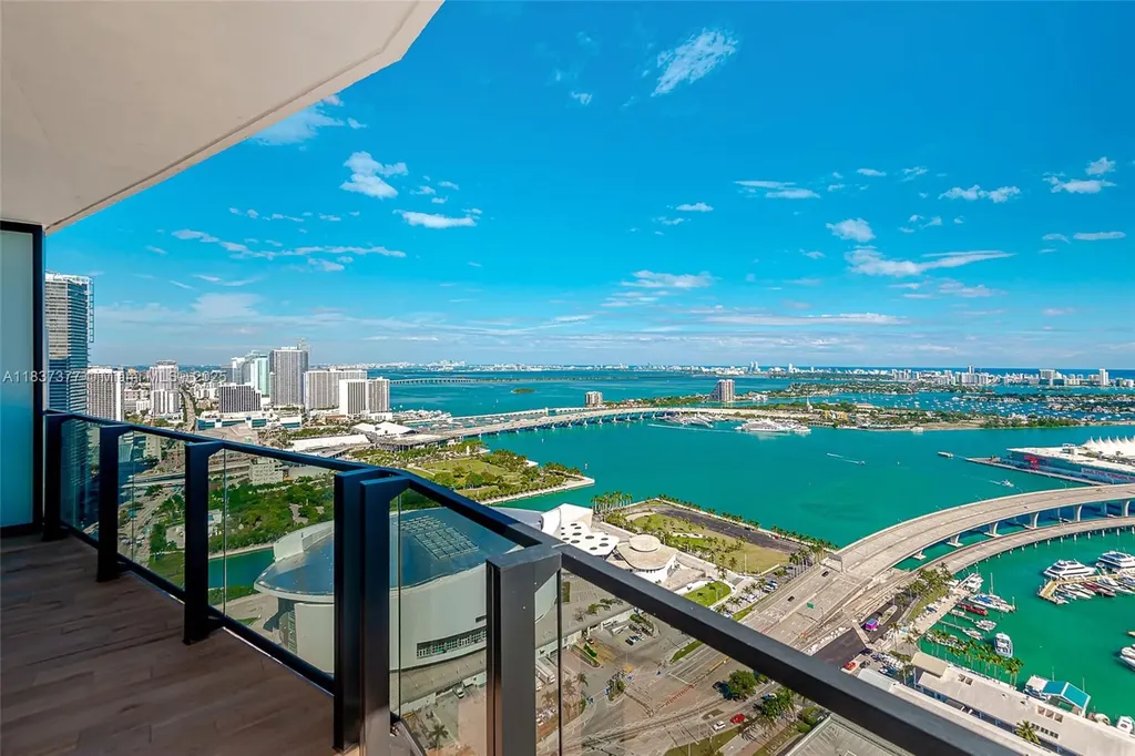 398 NE 5th Street Miami FL 33132