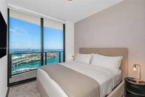 398 NE 5th Street Miami FL 33132