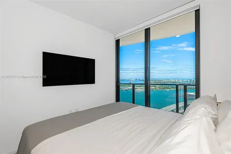 398 NE 5th Street Miami FL 33132