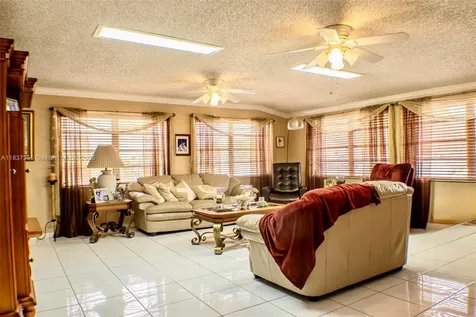 3310 SW 106th Avenue Miami FL 33165