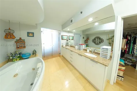 18911 Collins Avenue Sunny Isles Beach FL 33160