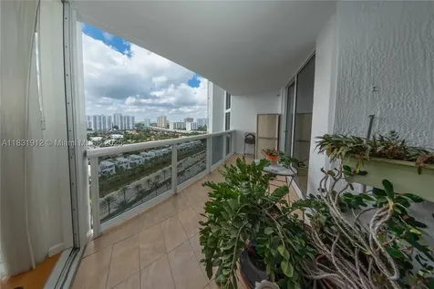 18911 Collins Avenue Sunny Isles Beach FL 33160