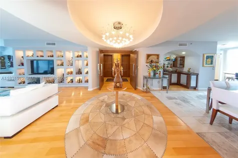 18911 Collins Avenue Sunny Isles Beach FL 33160