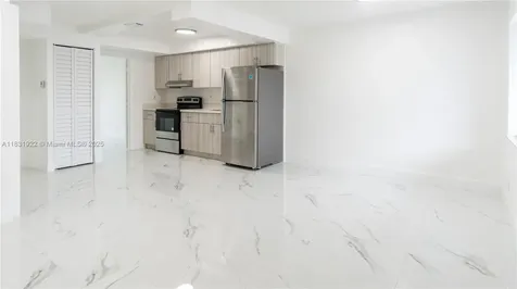 86 NE 36th Court Oakland Park FL 33334