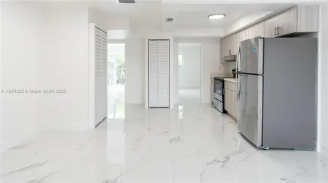 86 NE 36th Court Oakland Park FL 33334