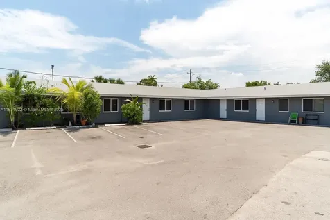 86 NE 36th Court Oakland Park FL 33334